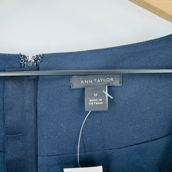 NWT Ann Taylor Navy Square Neck Sheath Dress Short Sleeves Stretch Size 14 - Picture 4 of 10